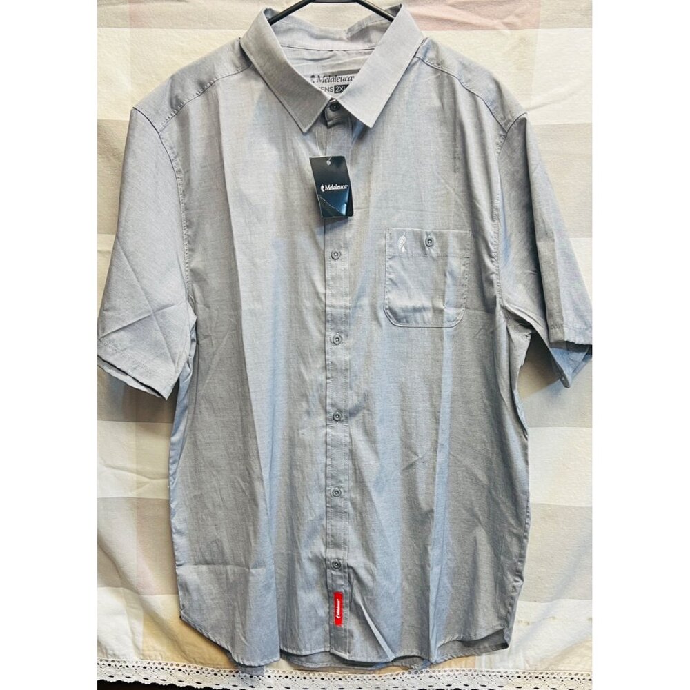 New Melaleuca Mens Short Sleeve Shirt 2XL Gray Button Up Front Pocket